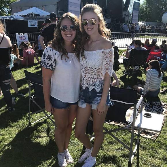 Meet your Posher, Caitlyn - Picture 1 of 1